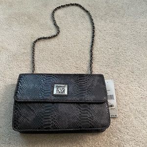 Anne Klein Snakeskin Print Embossed Shoulder Bag Chain Strap Purse Lion Logo